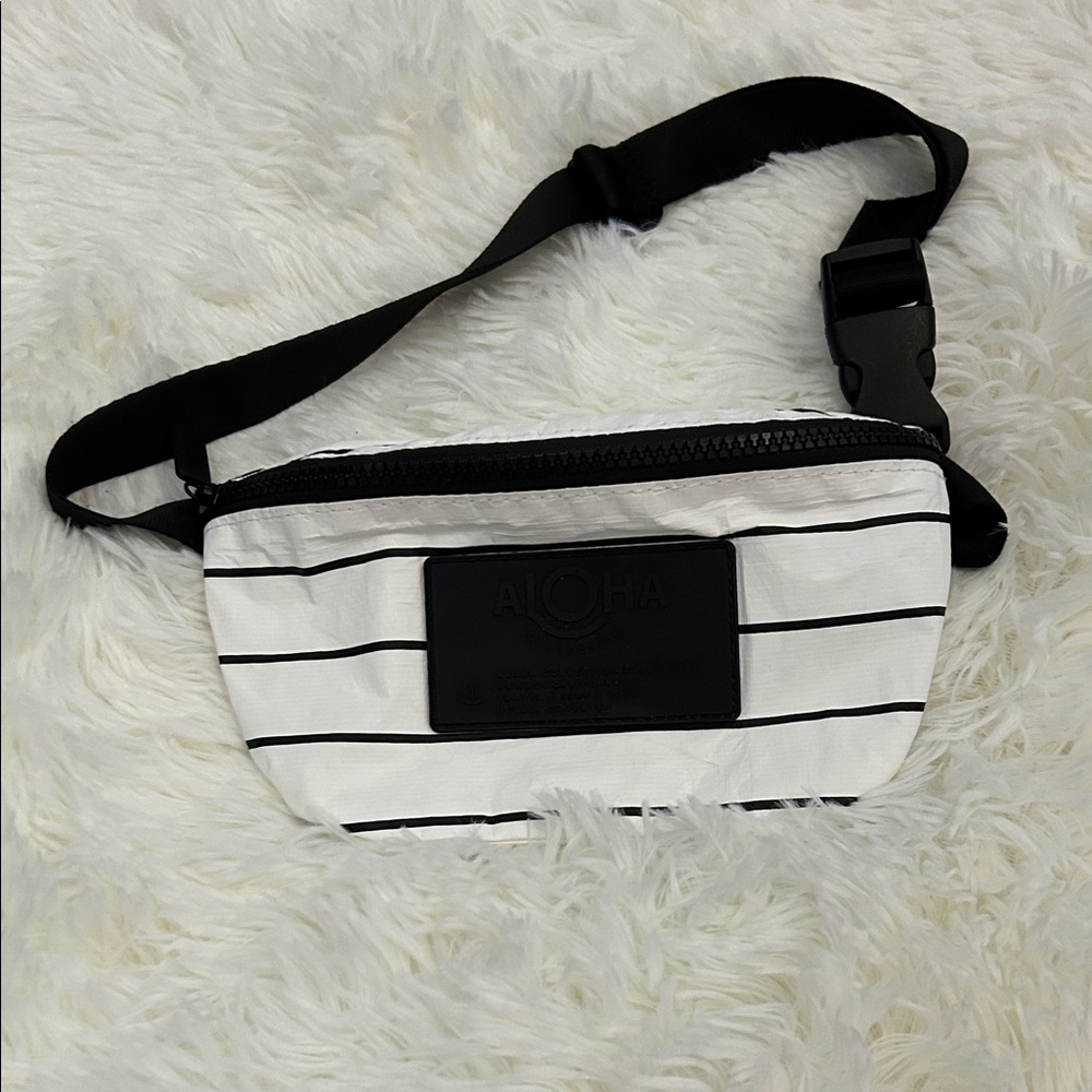 ALOHA Collection Black & White Striped Fanny Pack • Waist Bag / Belt Bag